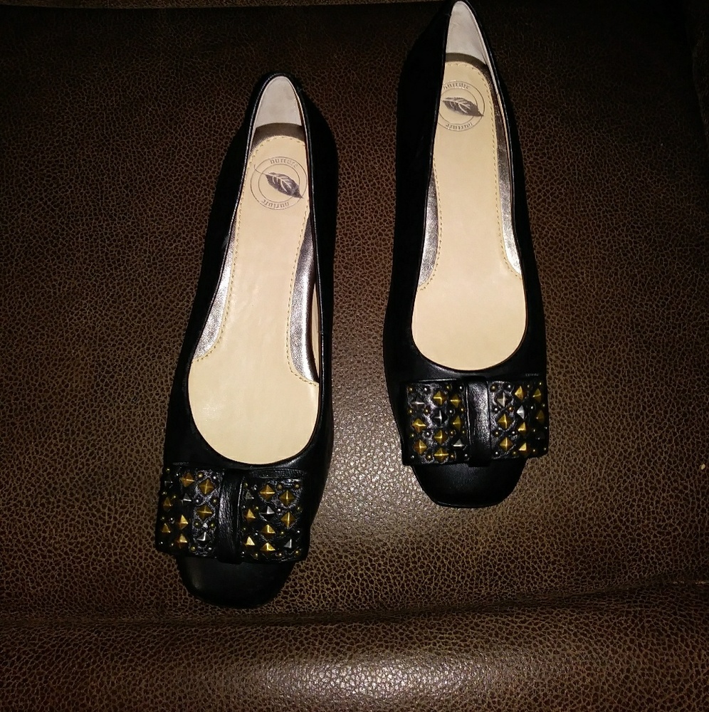Nuture ballet flats